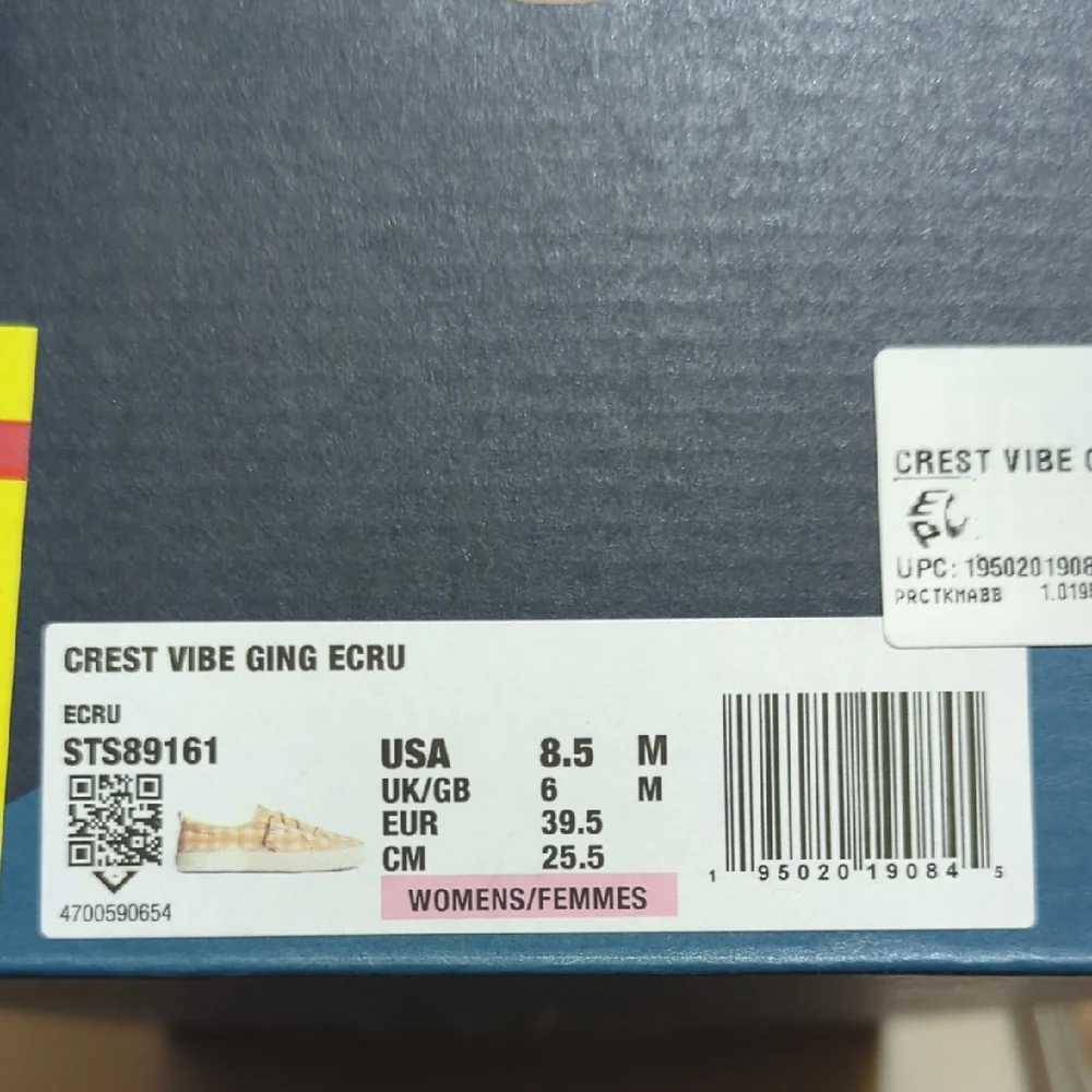 Sperry Crest Vibe Sneakers in Ecru - Picture 2 of 3
